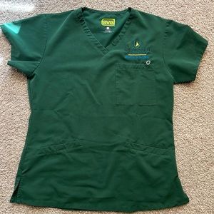 *NEW WITHOUT TAG* Rasmussen College Scrub Top Hunter Green Ave